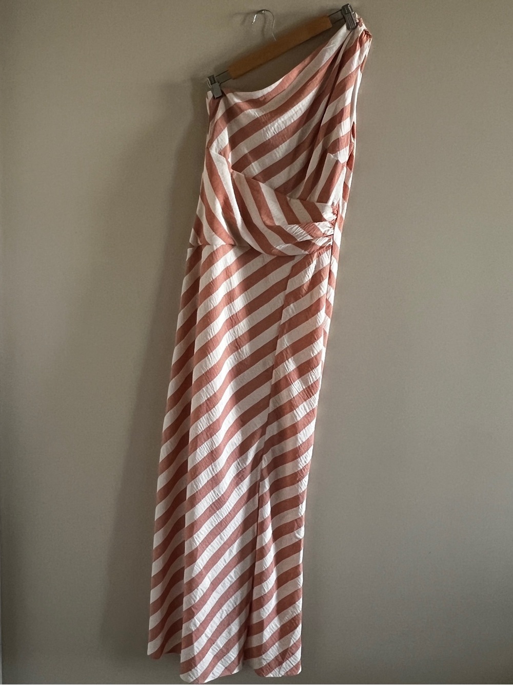 Crown & Ivy One-Shoulder Maxi Dress